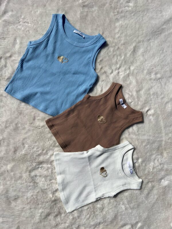 Loevia wit rib hemdje met hart