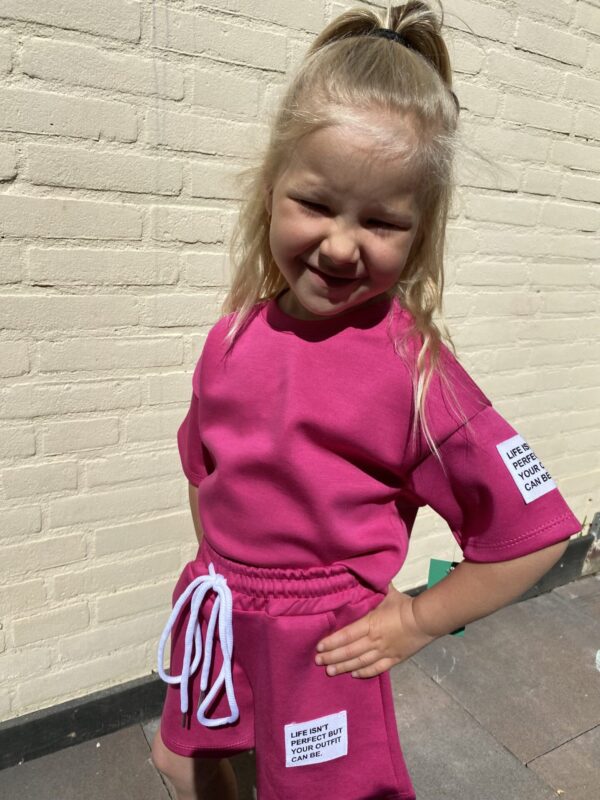Life isn’t perfect but your outfit can be – meisjes set