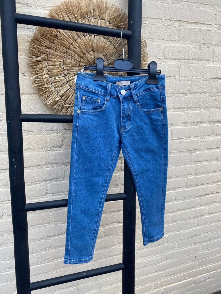 Basic Meisjesjeans – Verstelbare Taille & Elastische Stof